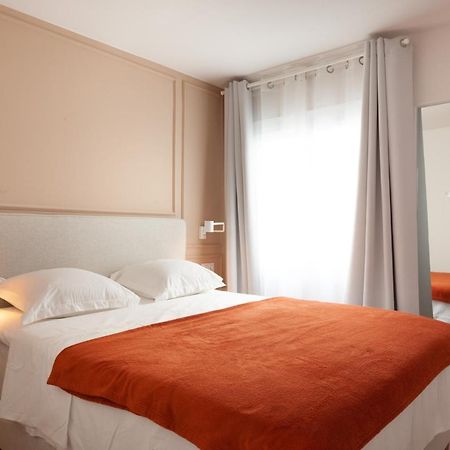 Rambla Suites Barcelona Bagian luar foto