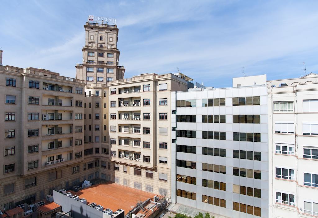 Rambla Suites Barcelona Bagian luar foto