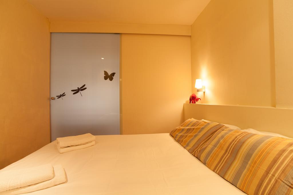 Rambla Suites Barcelona Bagian luar foto