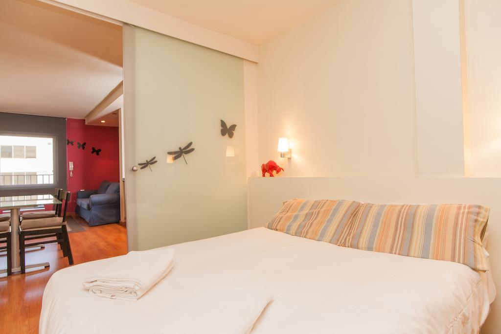 Rambla Suites Barcelona Bagian luar foto