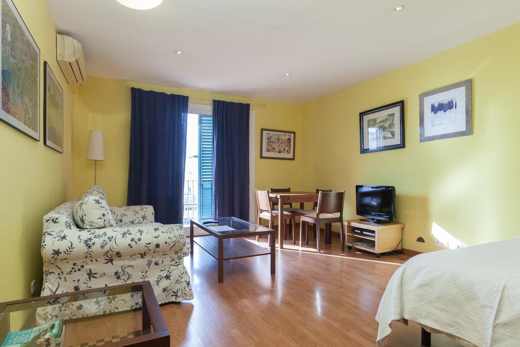 Rambla Suites Barcelona Ruang foto