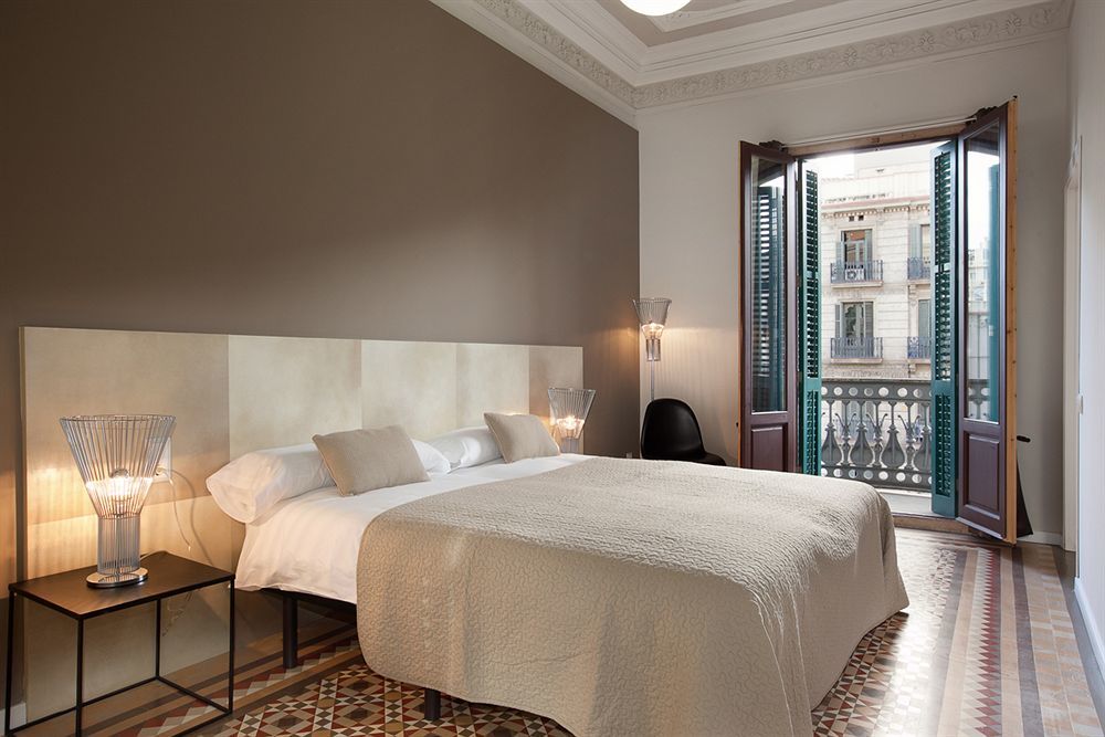 Rambla Suites Barcelona Bagian luar foto