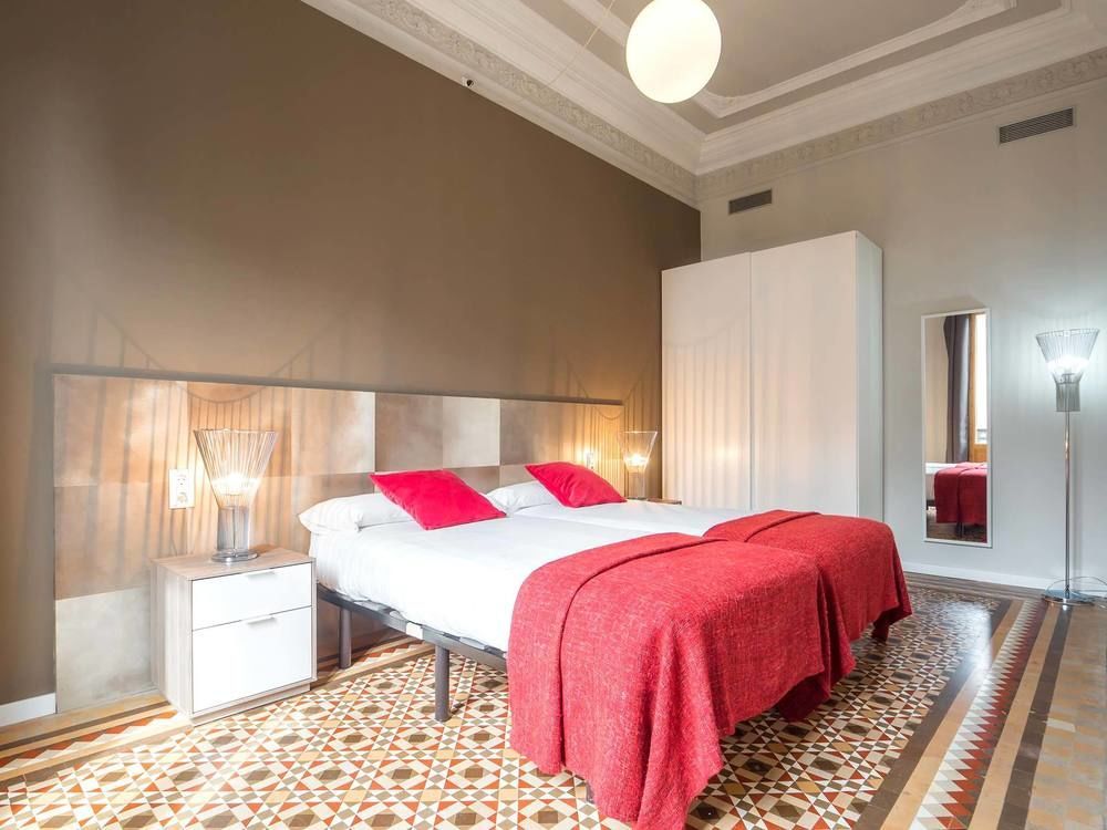 Rambla Suites Barcelona Bagian luar foto